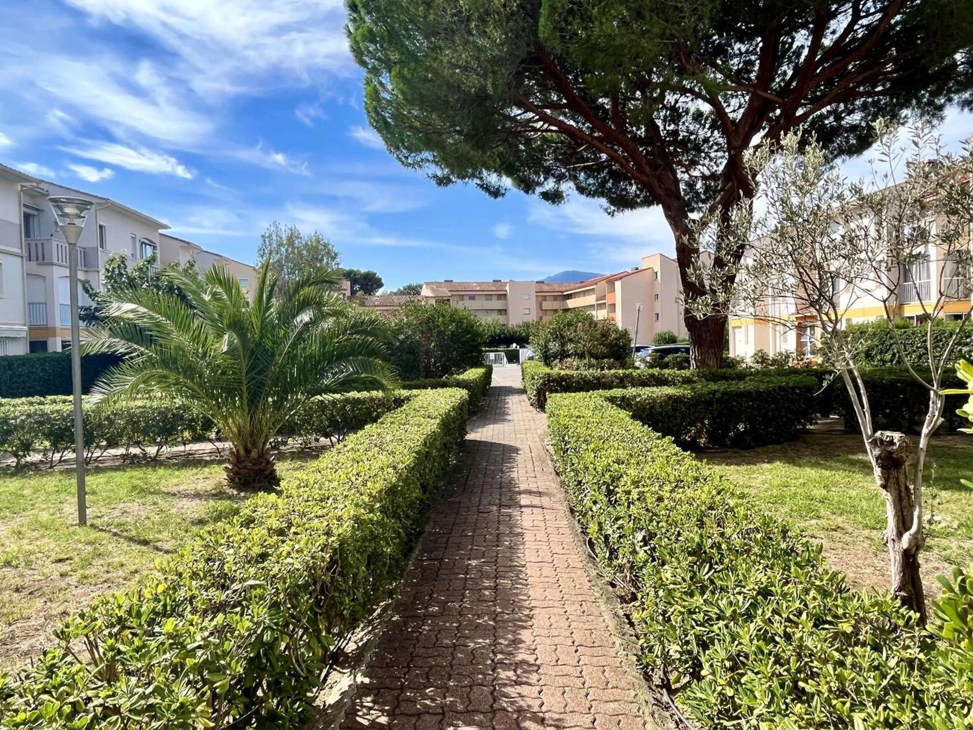 Studio A Argeles-Sur-Mer, 400M De La Plage Et Proche Commerces, Loggia, Animaux Bienvenus, Menage Inclus - Fr-1-225-548 المظهر الخارجي الصورة